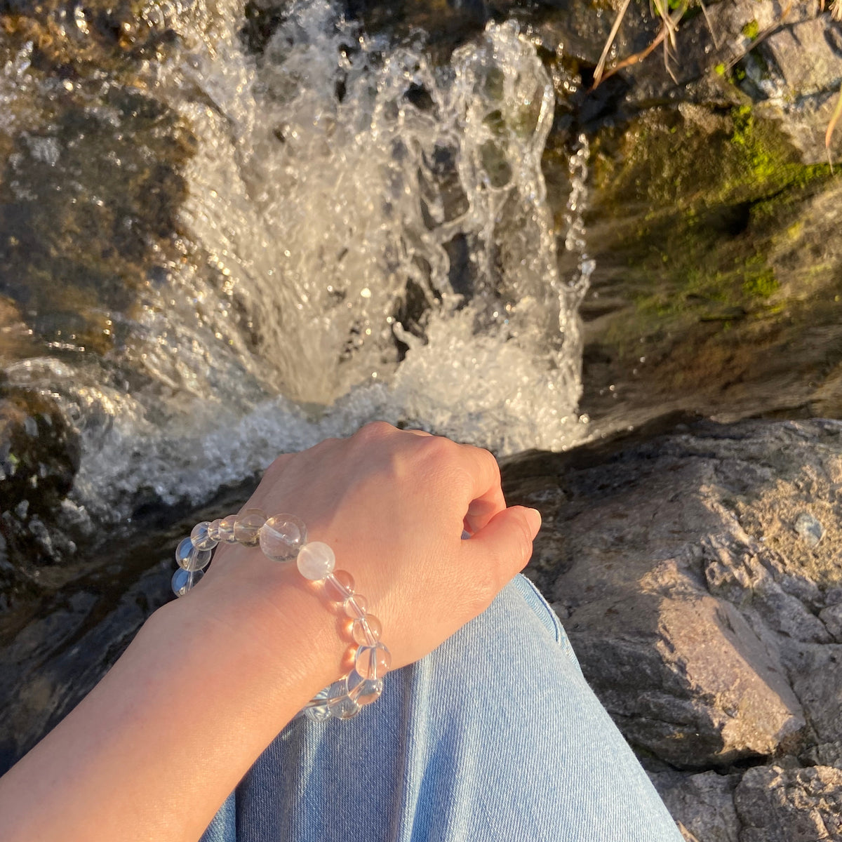Healing Crystal Bracelet | Wisdom in the Valley | Yunqi · Wearable Poetic Art | Jo's Art Jewelry