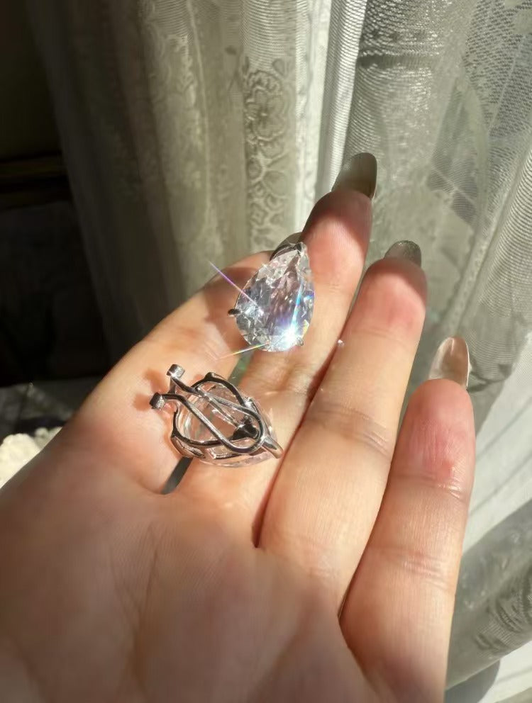 Natural Unenhanced Full-Clarity White Crystal Large Teardrop Earrings S925 Silver Commuter Hoops