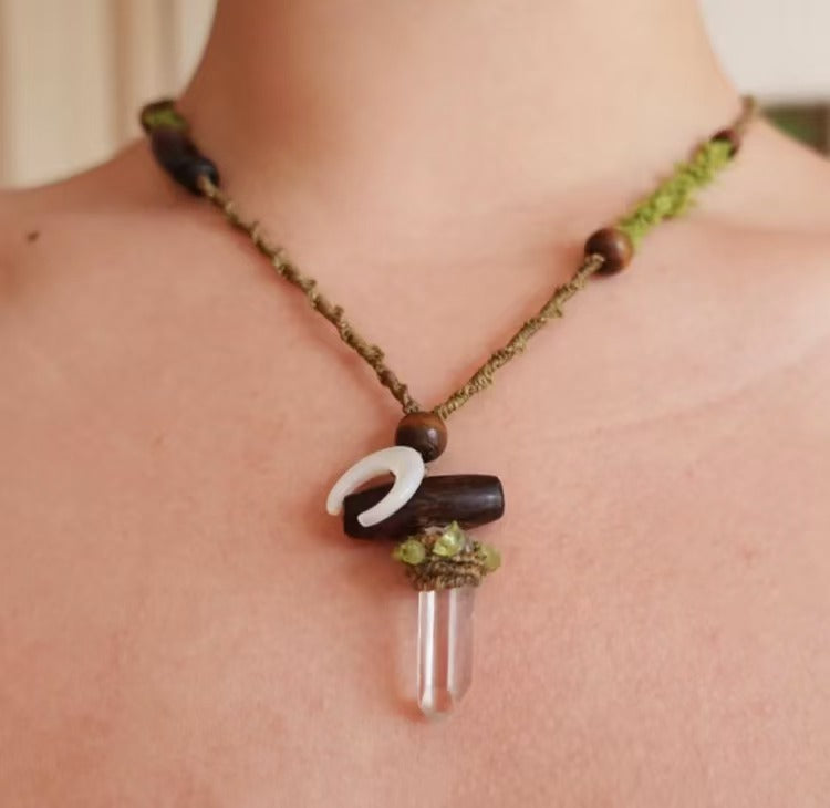 One-of-a-Kind Non-Returnable | Moss · Earth Series Crystal Necklace Wool Crystal